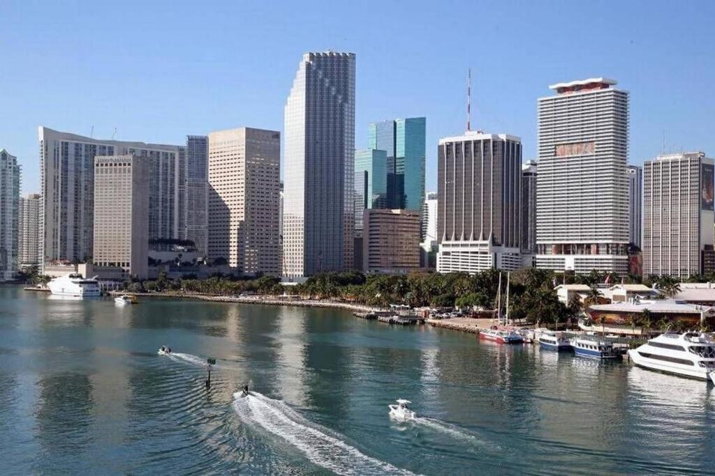My Lovely In 15 Minutes From The Apartamento Miami